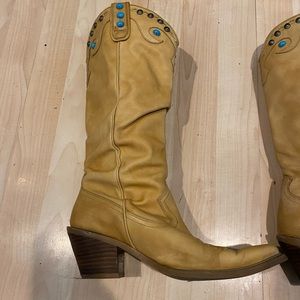 Size 8 Cowgirl boots Somethin’ Else by Sketchers